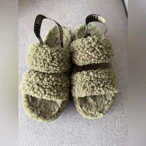 UGG oh fluffita in Olive Green